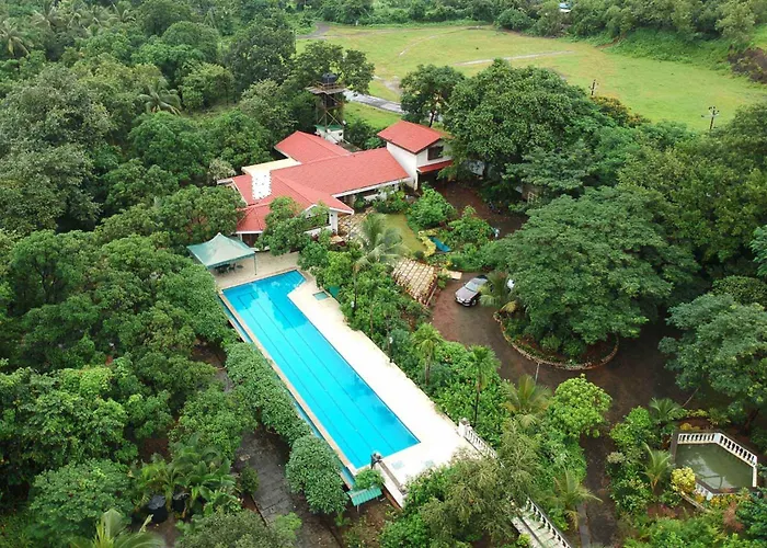 Stayvista'S Casa Palmera - Pet-Friendly Villa With Pool, Garden With Gazebo, And Indoor & Outdoor Games Alibaug